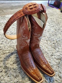 Red Diamond Boots (Size M 10) & Belt
