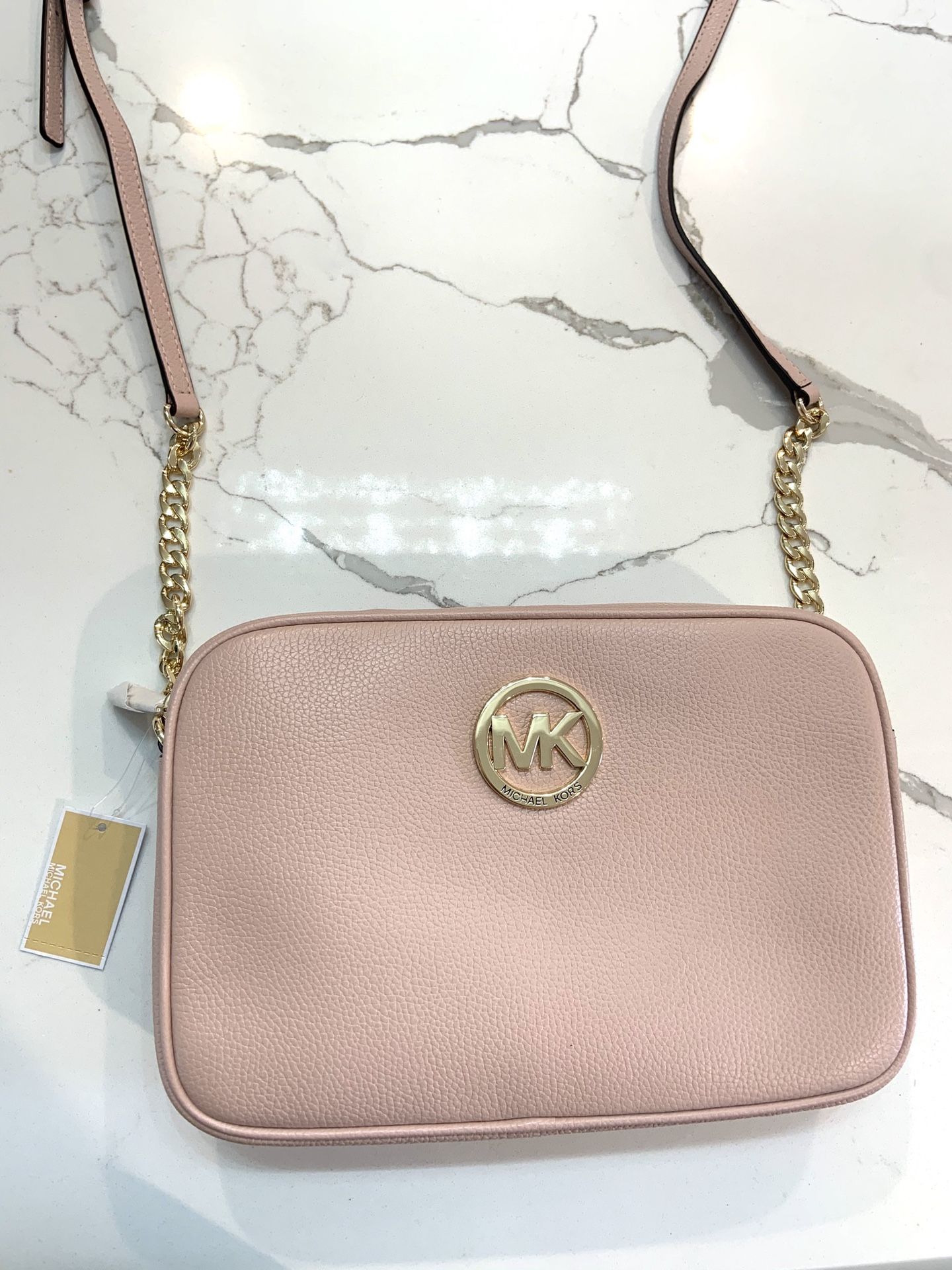 NEW Perfect condition! Michael Kors Fulton Crossbody Gold Chain