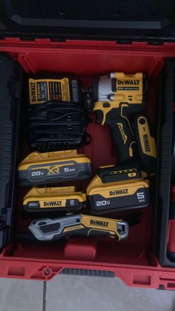 DeWalt 20V MAX Cordless Brushless 1/2  in.Impact Wrench!