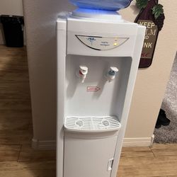 Water Dispenser