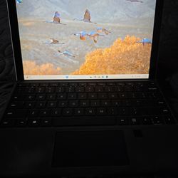 Awesome Microsoft Surface Pro 4. Has Intel Core i5 processor and 8GB RAM. Storage is 256GB. Comes with detachable keyboard.
WINDOWS 11 PRO