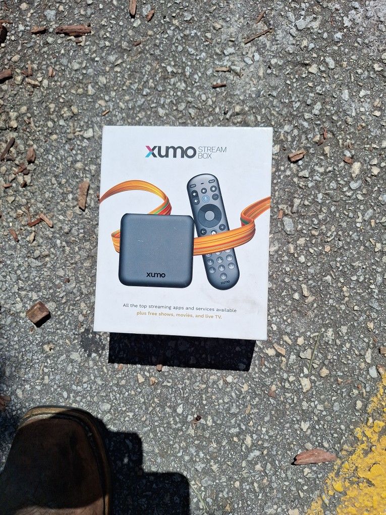 Xumo Stream Box