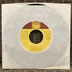 Marvin Gaye “Let’s Get It On” 7” Single 