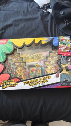 Ascended Hero’s Mega Lucario poster collection