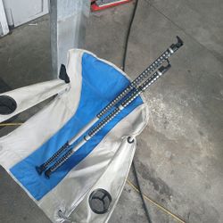 Car Clothes Hanger Ajustable Bars