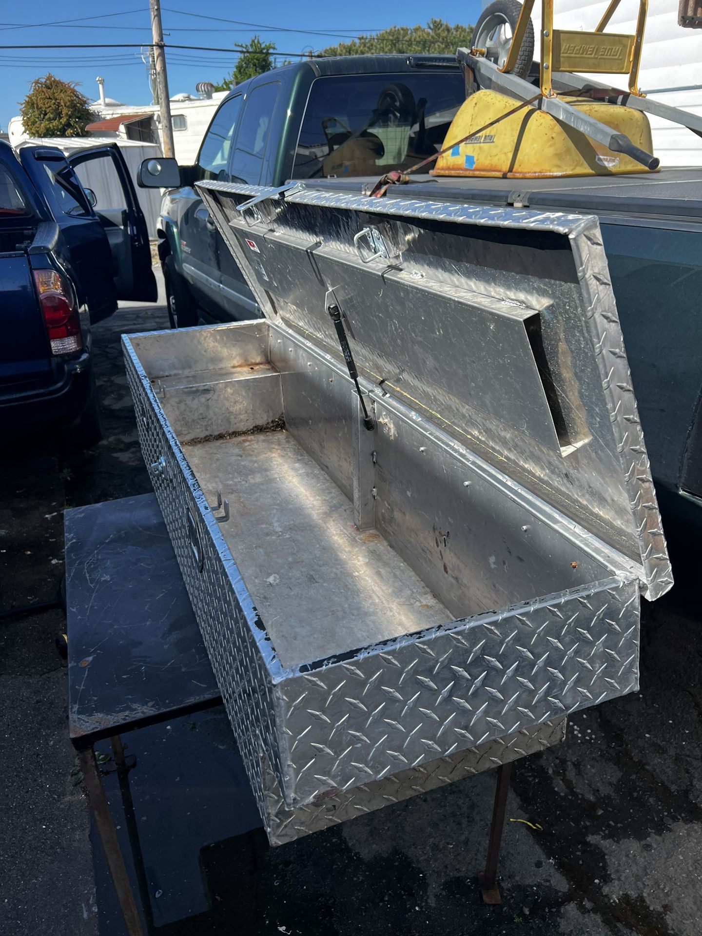 Pickup Truck Tool Box for Sale in American Canyon, CA OfferUp