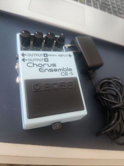 Boss chorus ensemble ce-5 guitar effect