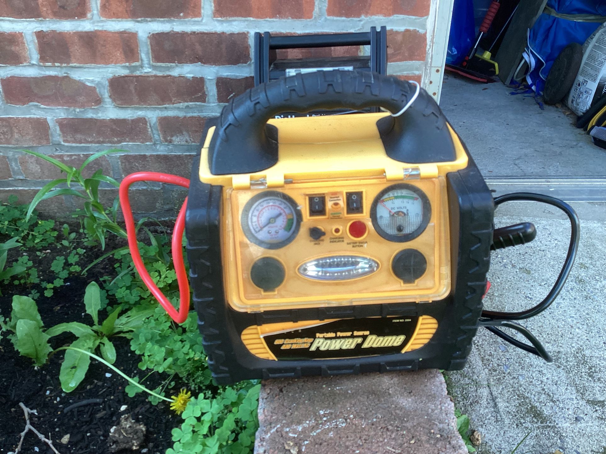 Power Dome Jump starter