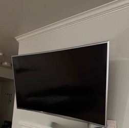 Living room set plus FREE 55 inch SAMSUNG curve TV