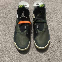 Nike Jordan 33 Cactus Jack Travis Scott