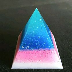 Glow in the dark blacklight multicolor glitter handmade resin pyramid new