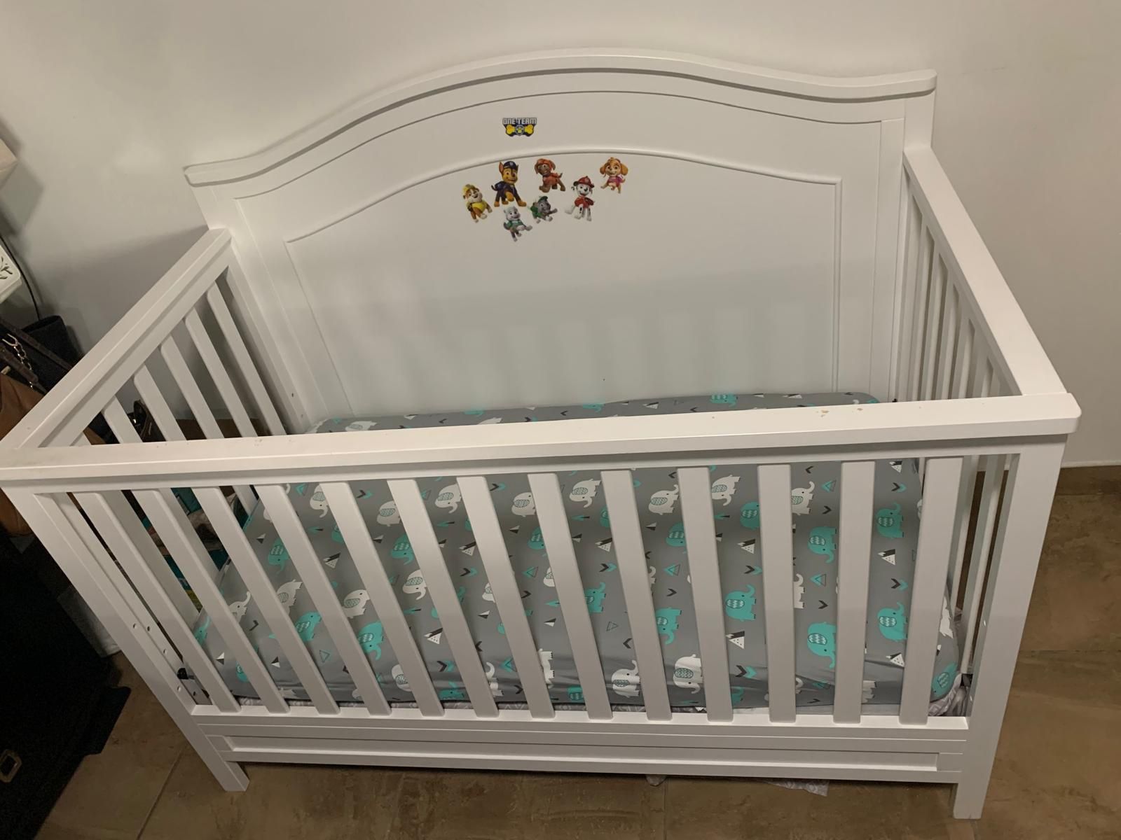 baby crib, Cuna de bebé