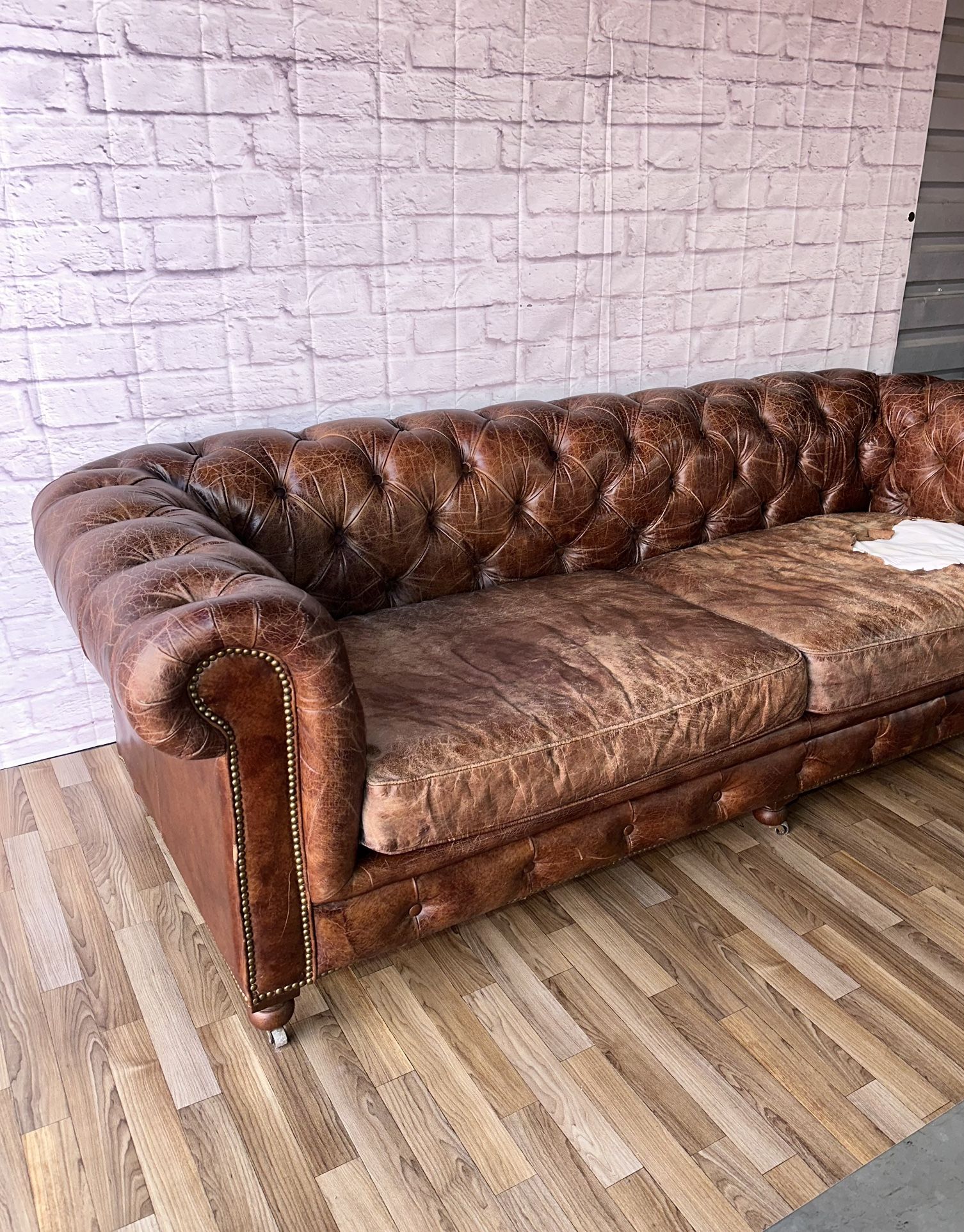 Restoration Hardware KENSINGTON Leather 2-Cushion Sofa⚡️