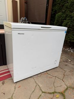 Chest freezer 7.2 cu ft
