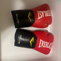 Boxing Gloves Barely Worn For About 10-12 Times After 8 Years