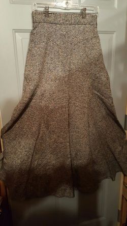 Vintage long skirt by Happy Legs, size 11 or 9, waist 28, length 42