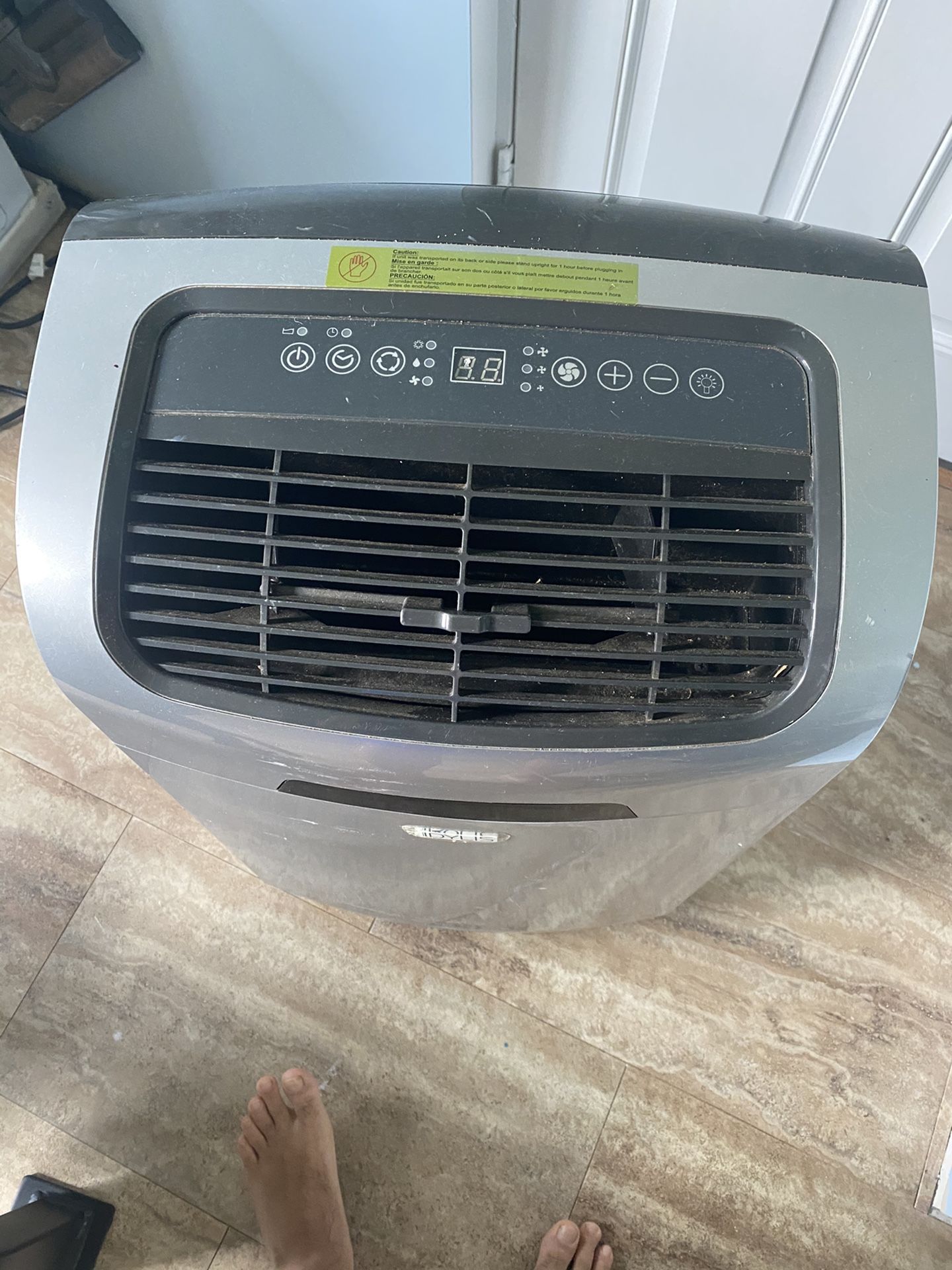 Idylis Air Conditioner Model 0625616 No shipping Pick Up only