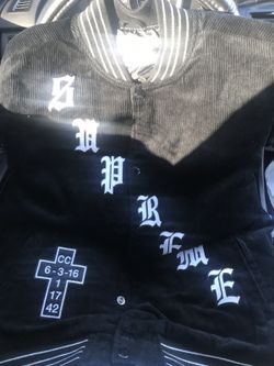 Supreme old English varsity sz L