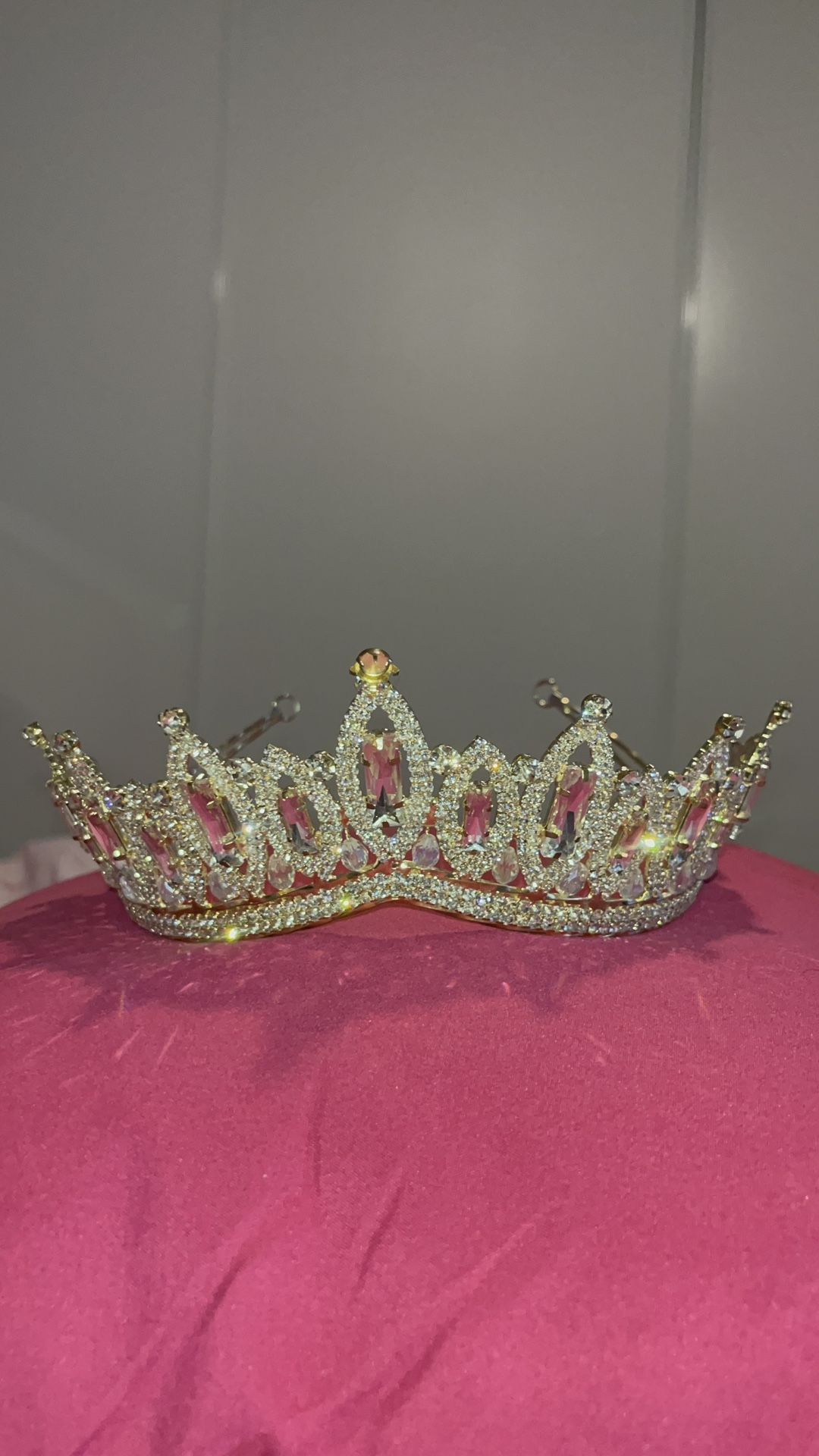 MODA 2000 CROWN Gold And Silver