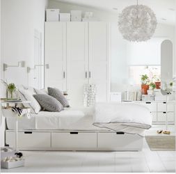 Queen size Bed