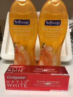 Softsoap body wash with Colgate