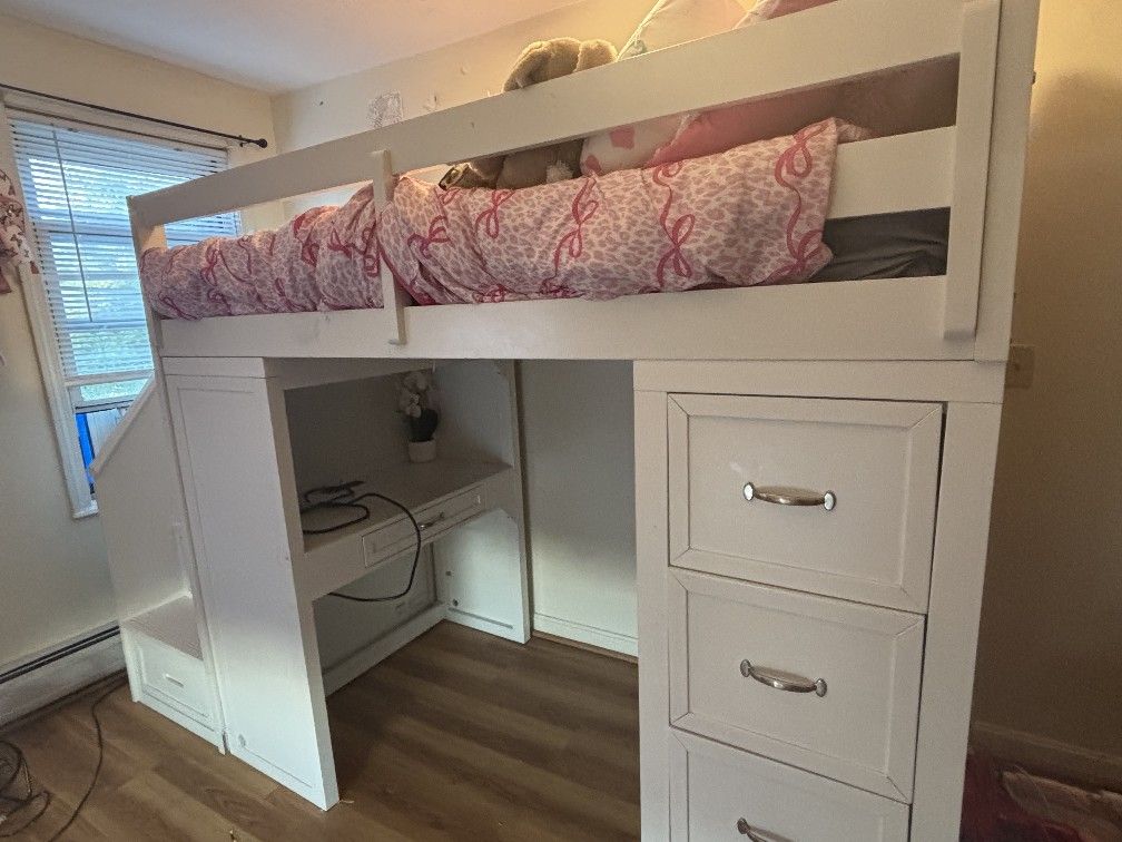 Beautiful Loft Bed With Stairs And Desk Area