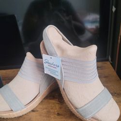Skechers 9.5 Med Brand New Without Box 35.00