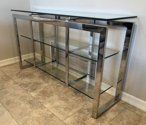 Server/Buffet Table