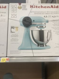 KitchenAid Tilt Head Mixer- Turquoise (With Attachments!) for Sale in  Seattle, WA - OfferUp