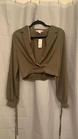 Long sleeve crop top