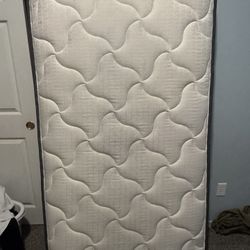 Twin mattress