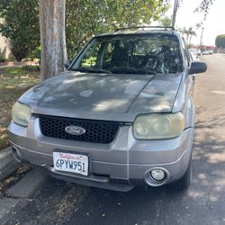 Ford Scape