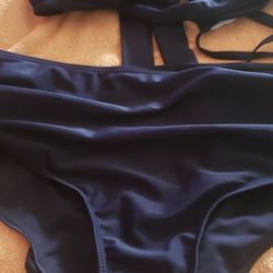 Bikini Sets for Women  2 Piece Swimsuits. Sexy Two Piece Bathing Suits Swimwear
Size EXTRA large