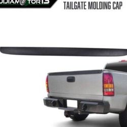 Chevy Silverado 1999-2006 Tail Gate Molding 