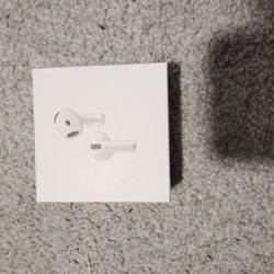 Air Pods 4