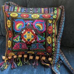 Colorful Embroiderd Crossbody Bag 
