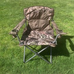 Camo Folding Camping Chair – Heavy Duty w/ Cup Holder