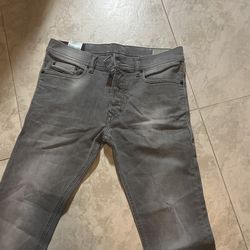 Diesel size 30 gray Jean