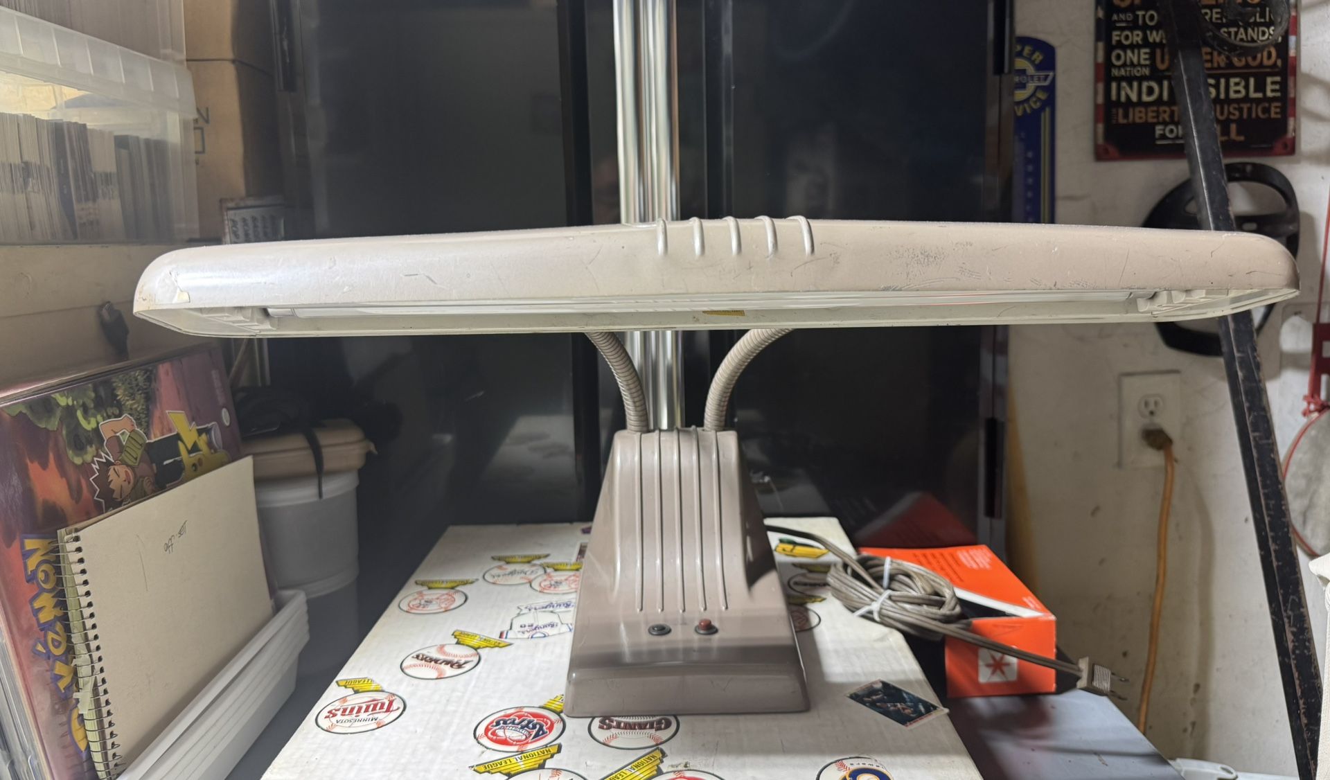 Industrie Schreibtischlampe, Dazor 1000 - Underwriters Laboratories Doppelschwan