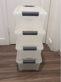 IRIS 2.9 Quart Buckle Up Storage 4-pack