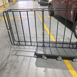 Twin Bedframe (metal black -easy To put Slats on)