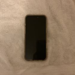 iPhone 16 Pro Max 256GB – Unlocked – Minor Back Hairline Crack