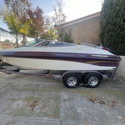 2000 Crownline 21’ Boat