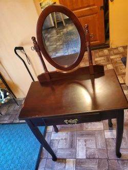 Makeup table and mirror