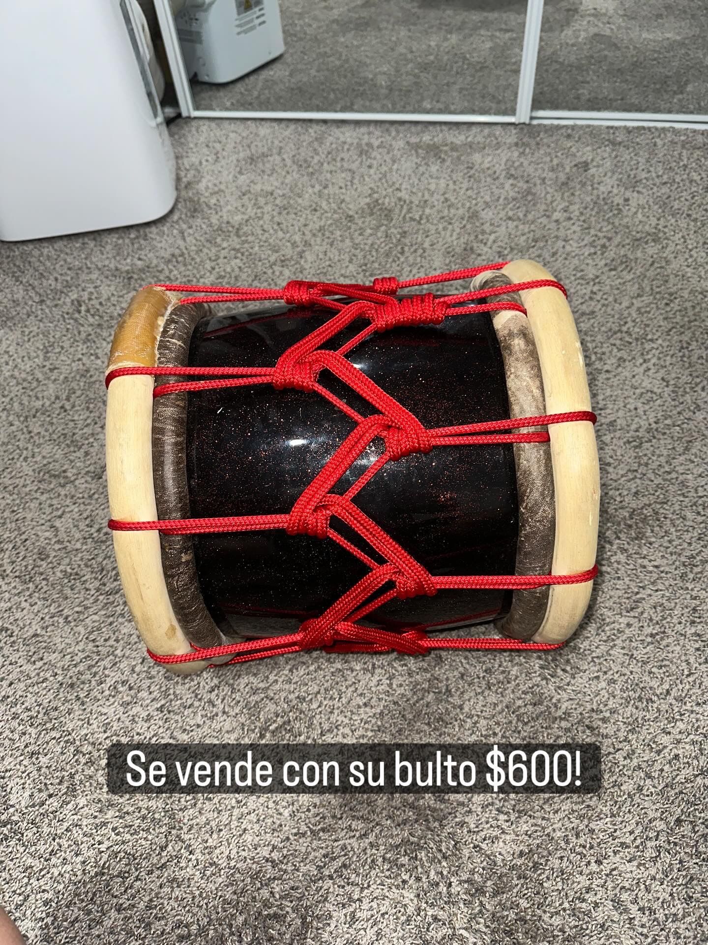 Tambora Típica Professional 