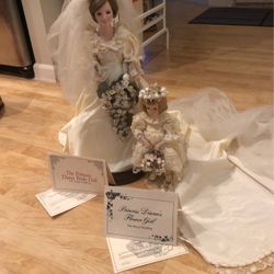 Danbury Mint Princess Diana And Flower Girl With papers