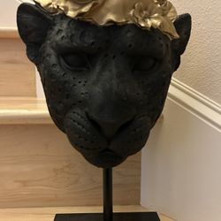Lion Head Decoration 