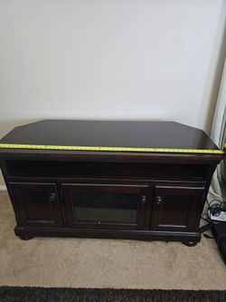 TV STAND.