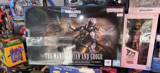 Bandai Hobby Star Wars The Mandalorian & Grogu 1/12 Scale Figure Model Kit