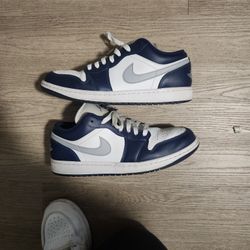 Jordan 1 Low Midnight Navy